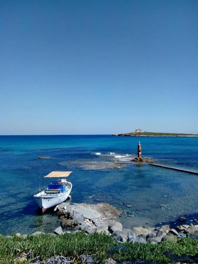 B&B Giallolumia Portopalo Di Capo Passero Bed & Breakfast